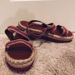 American Eagle Sandals